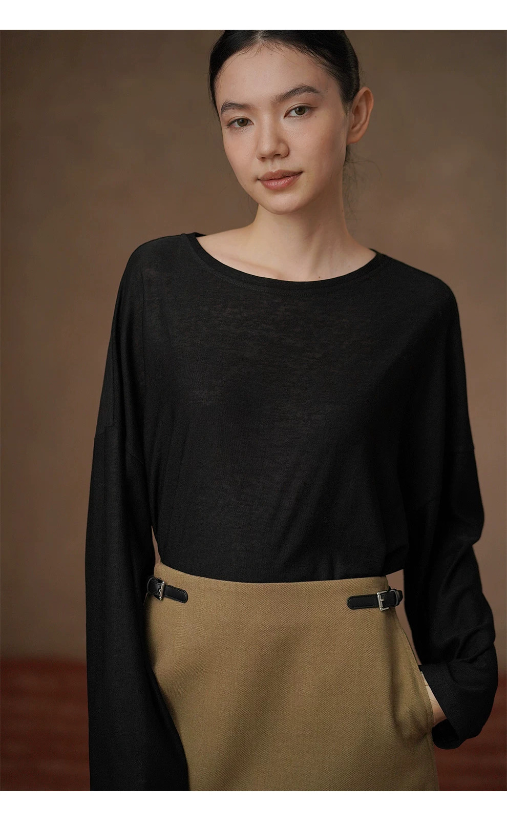品質桑蠶絲棉麻混紡上衣清爽寬鬆顯瘦後背紐扣長袖T恤女,品質桑蠶絲棉麻混紡上衣清爽寬鬆顯瘦後背紐扣長袖T恤女,HBFW1070,品質桑蠶絲棉麻混紡上衣清爽寬鬆顯瘦後背紐扣長袖T恤女,寬鬆落肩,蠶絲混紡