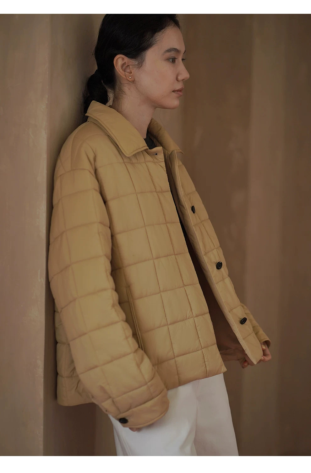 輕盈柔潤保暖絎棉方格絎線翻領短版寬鬆顯瘦棉服外套女,輕盈柔潤保暖絎棉方格絎線翻領短版寬鬆顯瘦棉服外套女,HBFW5022,輕盈柔潤保暖絎棉方格絎線翻領短版寬鬆顯瘦棉服外套女,格子可愛,翻領寬鬆