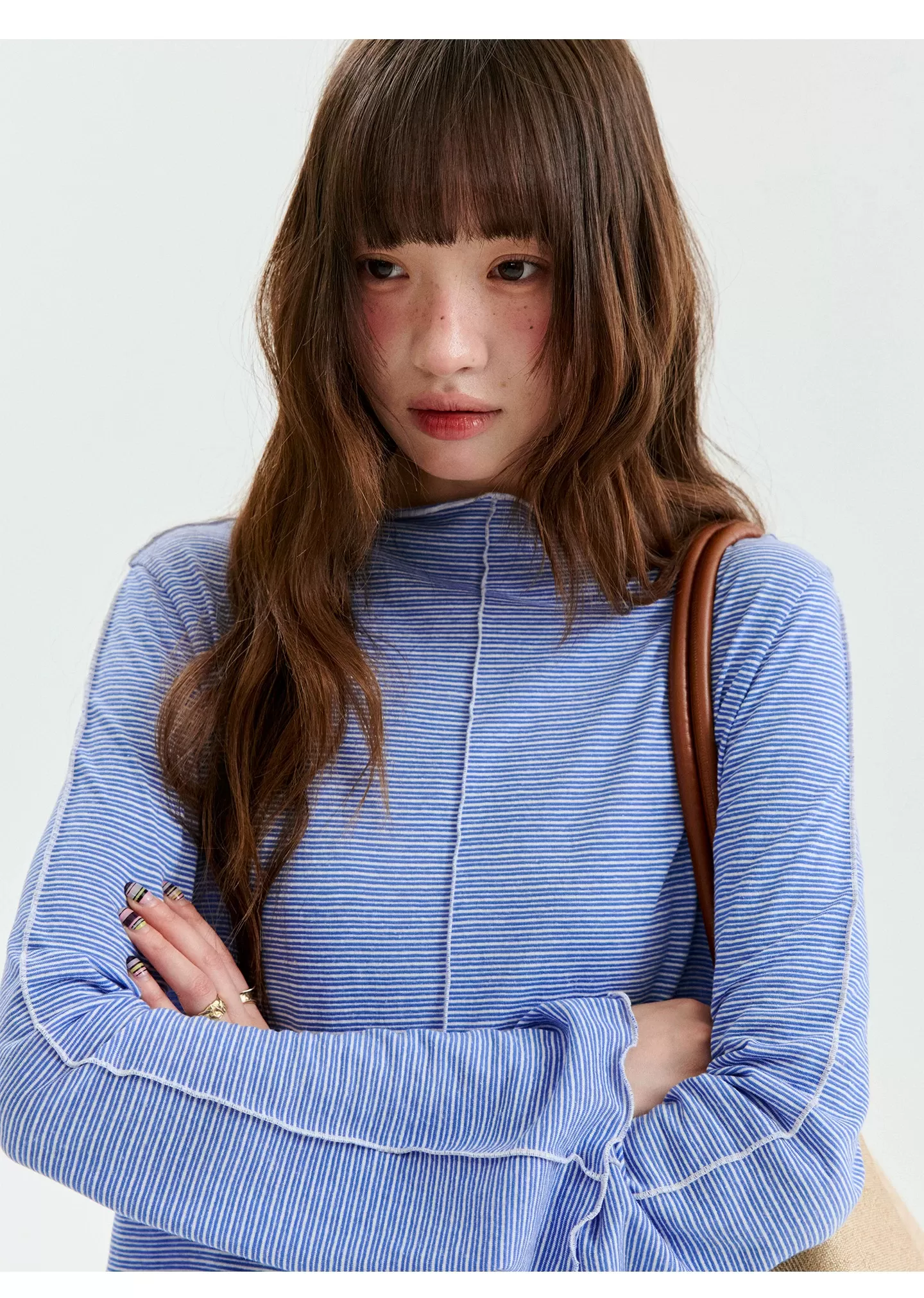 藍條紋波浪邊喇叭袖T恤女秋季新款寬鬆內搭上衣,藍條紋波浪邊喇叭袖T恤女秋季新款寬鬆內搭上衣,HBFW1063,藍條紋波浪邊喇叭袖T恤女秋季新款寬鬆內搭上衣,木耳邊,棉麻材質