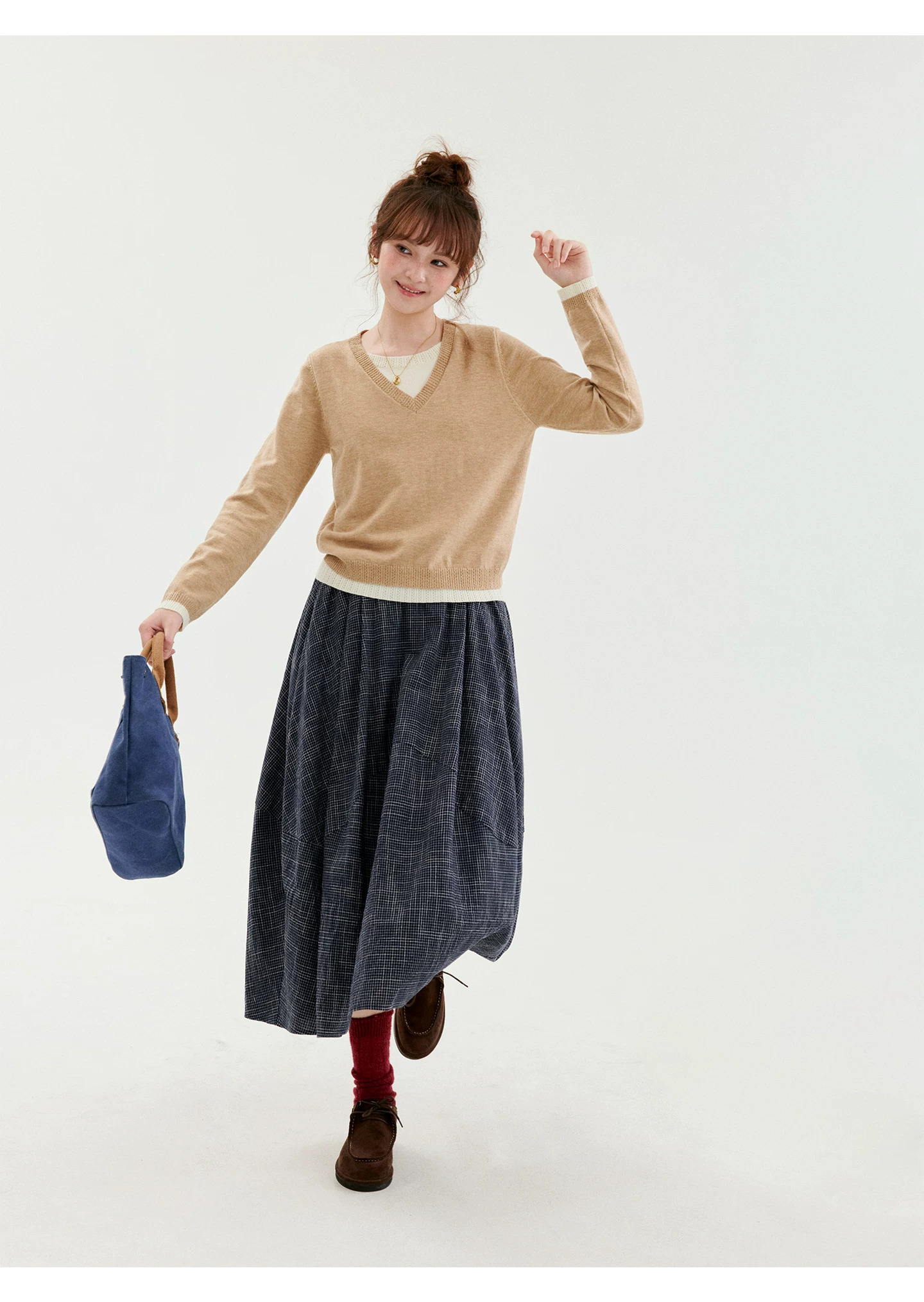 時尚撞色假兩件長袖針織衫女秋新款通勤寬鬆上衣,時尚撞色假兩件長袖針織衫女秋新款通勤寬鬆上衣,HBFW1034,時尚撞色假兩件長袖針織衫女秋新款通勤寬鬆上衣,假兩件式,薄款針織