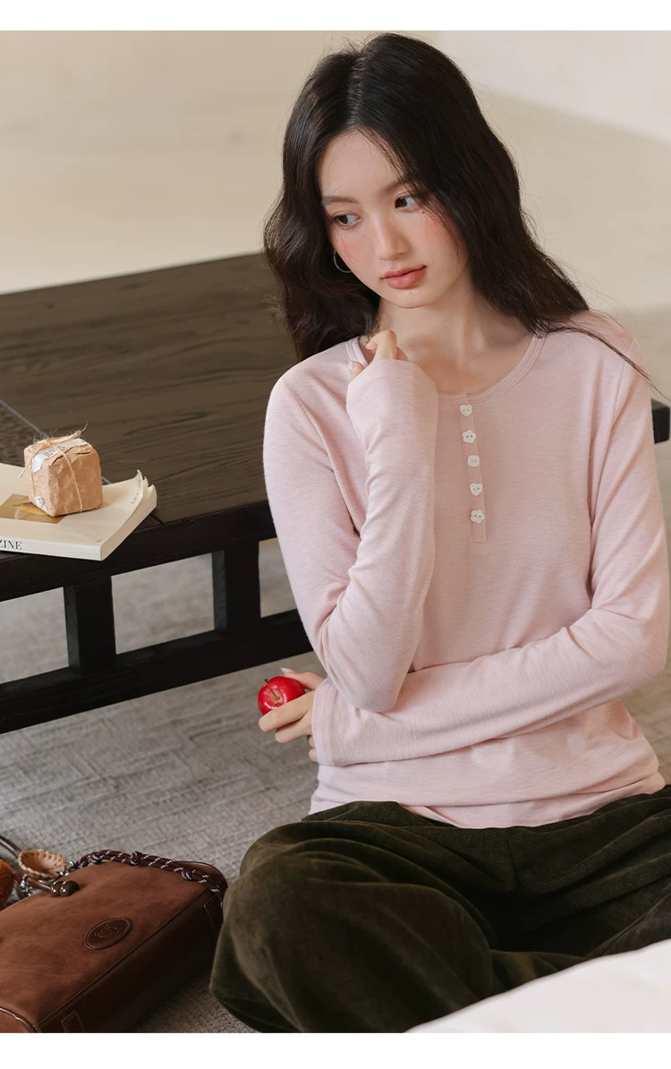 愛薔薇大尺碼內搭正肩長袖粉色T恤女秋基礎上衣,愛薔薇大尺碼內搭正肩長袖粉色T恤女秋基礎上衣,HBFW1050,愛薔薇大尺碼內搭正肩長袖粉色T恤女秋基礎上衣,中大尺碼,半開排扣