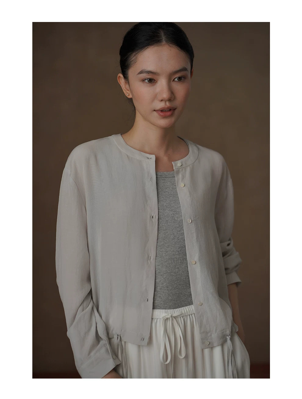 清爽淨透薄萊賽爾亞麻圓領短款寬鬆長袖顯瘦休閒外套,清爽淨透薄萊賽爾亞麻圓領短款寬鬆長袖顯瘦休閒外套,HBFW5010,清爽淨透薄萊賽爾亞麻圓領短款寬鬆長袖顯瘦休閒外套,清爽顯瘦,俐落剪裁