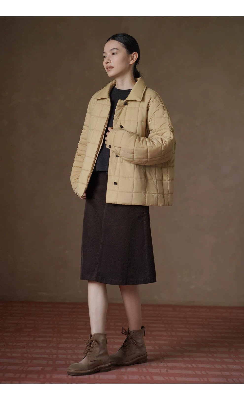輕盈柔潤保暖絎棉方格絎線翻領短版寬鬆顯瘦棉服外套女,輕盈柔潤保暖絎棉方格絎線翻領短版寬鬆顯瘦棉服外套女,HBFW5022,輕盈柔潤保暖絎棉方格絎線翻領短版寬鬆顯瘦棉服外套女,格子可愛,翻領寬鬆