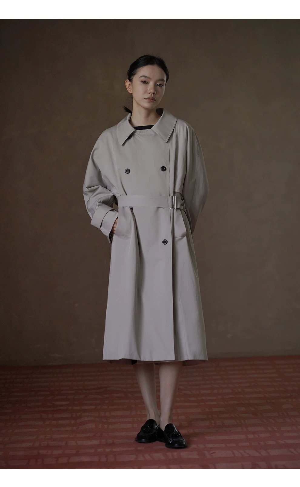 清冷都會風衣立體剪裁寬鬆長款輪廓通勤氣場翻領外套女,清冷都會風衣立體剪裁寬鬆長款輪廓通勤氣場翻領外套女,HBFW5004,清冷都會風衣立體剪裁寬鬆長款輪廓通勤氣場翻領外套女,立體剪裁,雙排釦設計