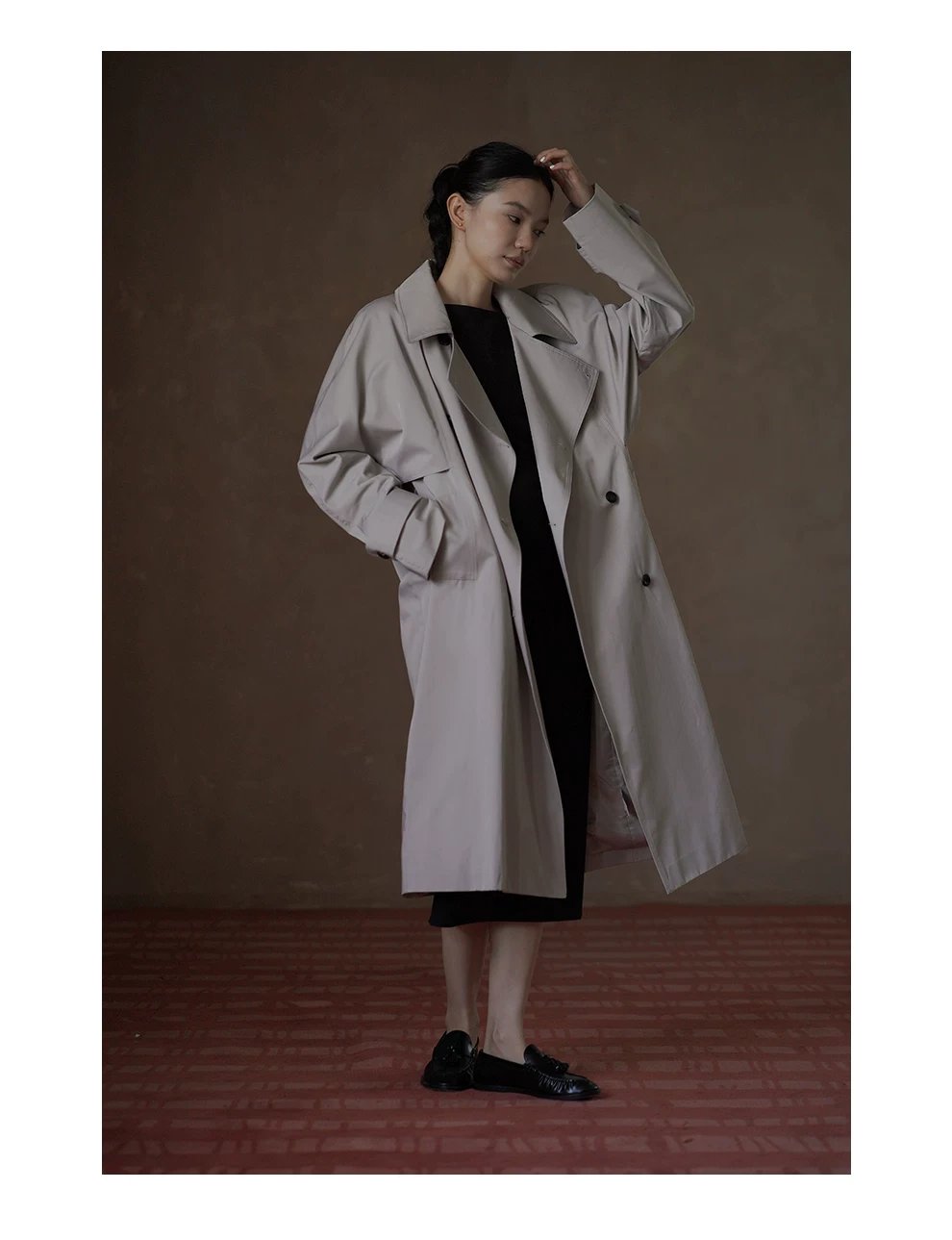 清冷都會風衣立體剪裁寬鬆長款輪廓通勤氣場翻領外套女,清冷都會風衣立體剪裁寬鬆長款輪廓通勤氣場翻領外套女,HBFW5004,清冷都會風衣立體剪裁寬鬆長款輪廓通勤氣場翻領外套女,立體剪裁,雙排釦設計