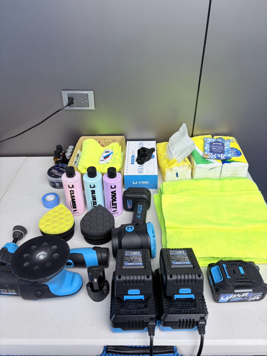 DIY打蠟前必備工具清單：工欲善其事，裝備一次看懂